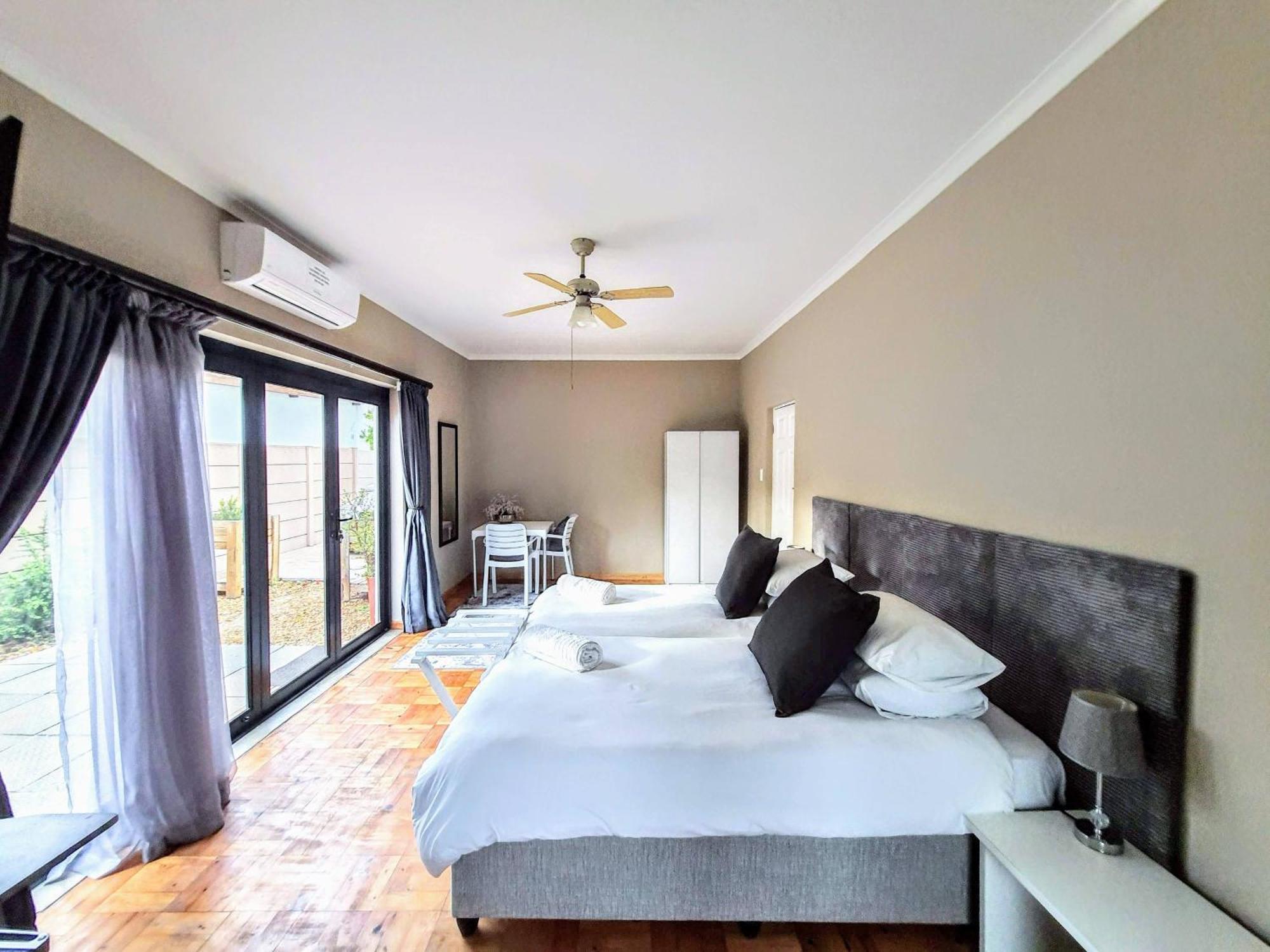 9 on Drommedaris Hotell Stellenbosch Exteriör bild