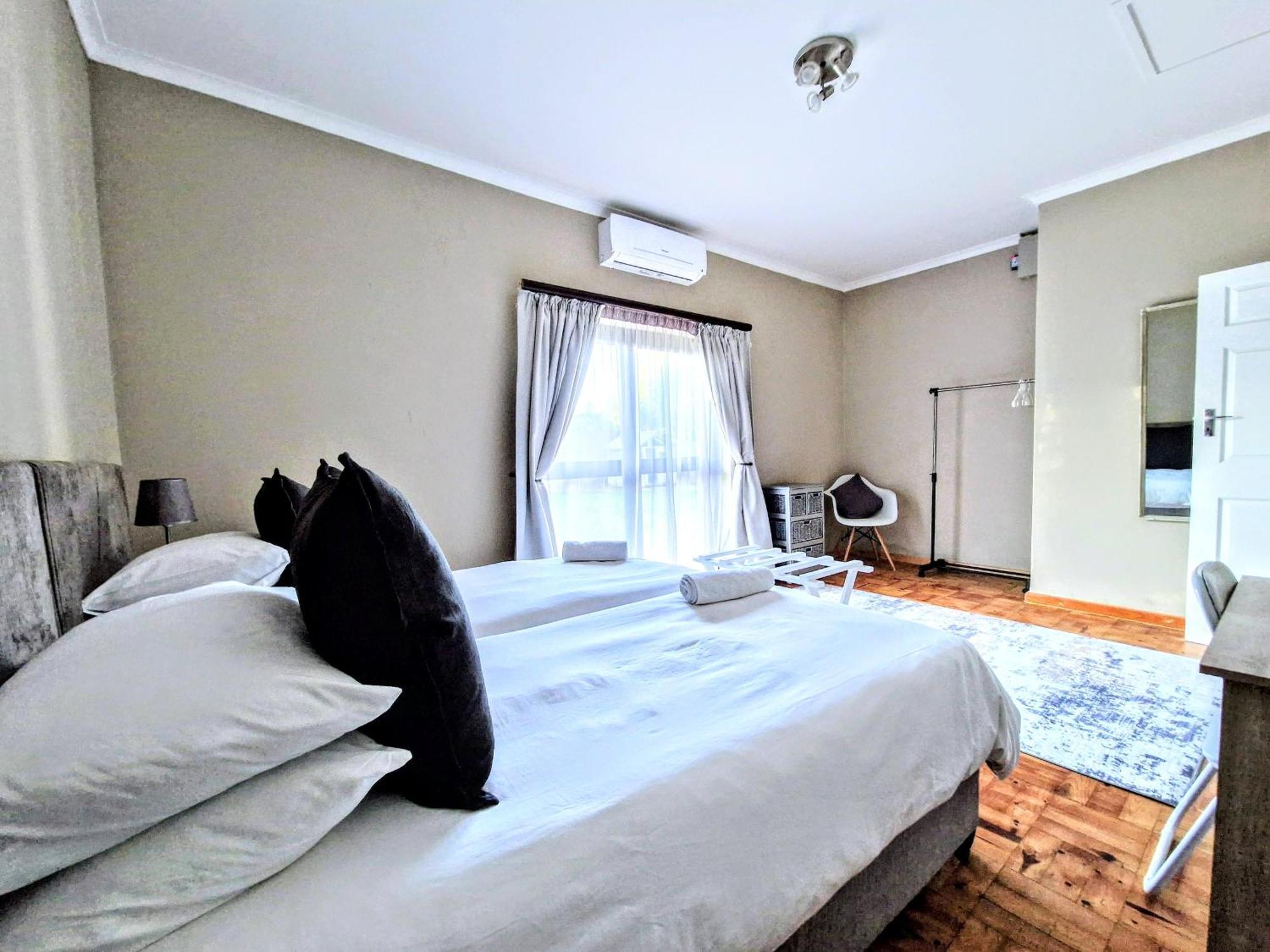 9 on Drommedaris Hotell Stellenbosch Exteriör bild