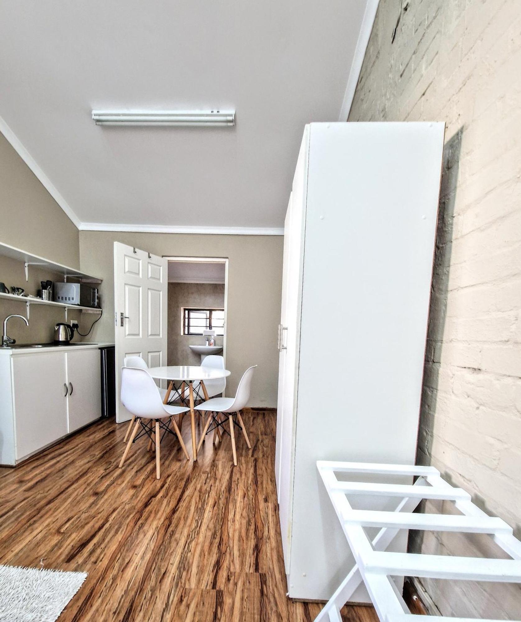 9 on Drommedaris Hotell Stellenbosch Exteriör bild